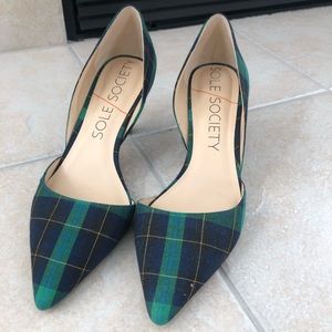 Women’s plaid heeled shoe